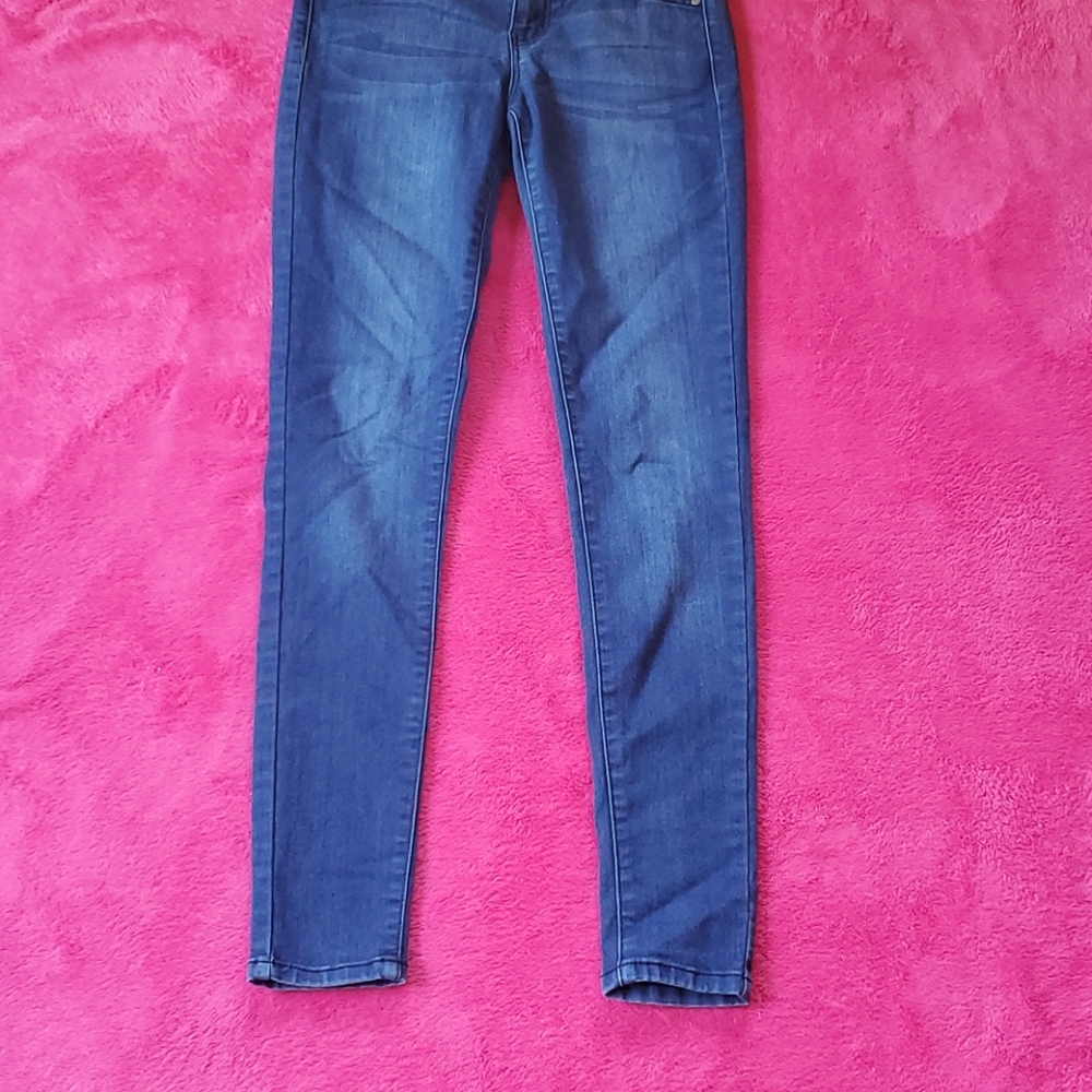 Skinny jeans